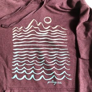 PATAGONIA Women’s size S Hoodie